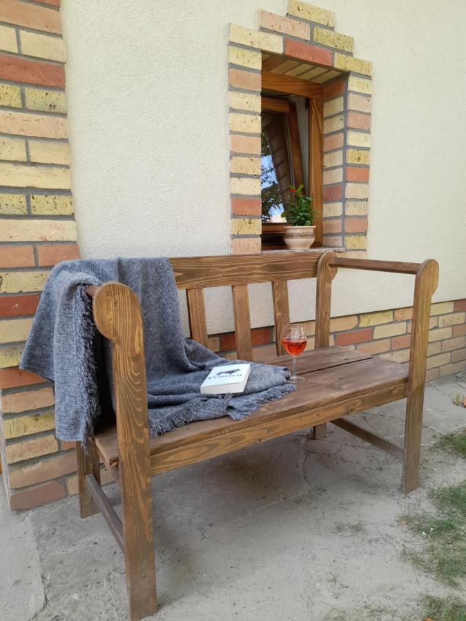 Góhér pince és vendégház Apartman Csaszartoltes Kültér fotó